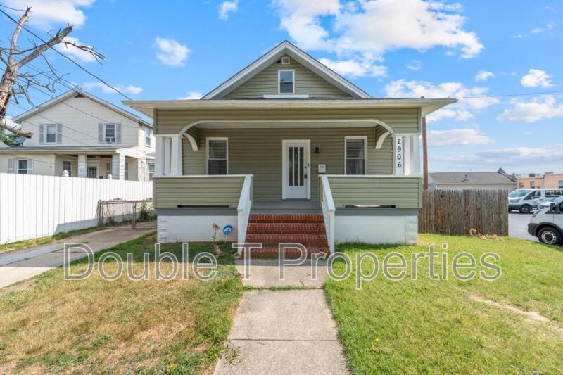 Foto principal - 2906 Maple Ave