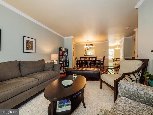 Foto del edificio - 9419 Steeple Ct