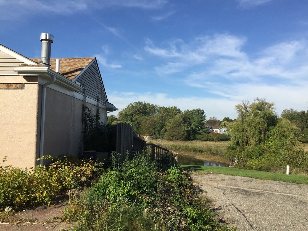 1190 S Lapeer Rd, Oxford, MI 48371 Apartments in Oxford, MI