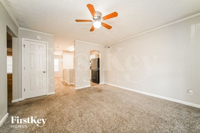 Foto del edificio - 972 Windwood Ct