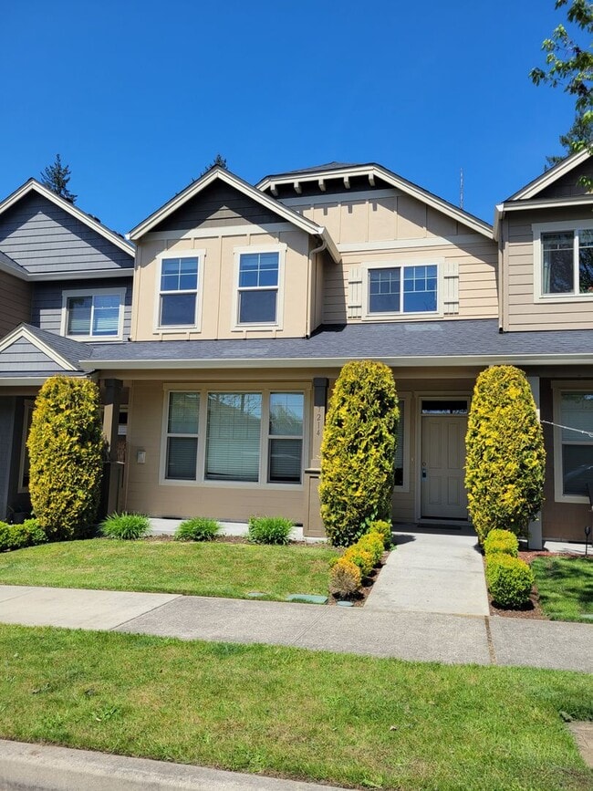 Building Photo - 7214 Hayworth Ave NE