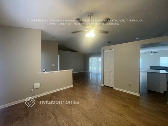 Building Photo - 10410 Tara Dr