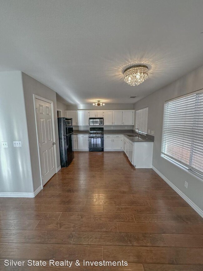 Foto del edificio - 3 br, 2.5 bath House - 8321 Montgomery Street