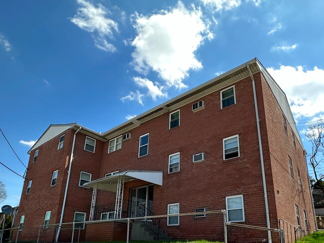 Foto del edificio - Parkside Apartments