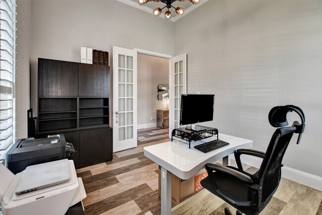 Foto del edificio - 13219 Pkwy Hills Dr