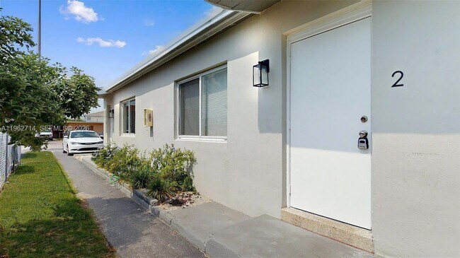 Foto del edificio - 74 W 15th St