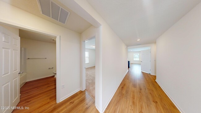 Foto del edificio - 11172 Stapleton Dr