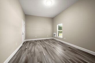 Building Photo - 4902 McKinney St