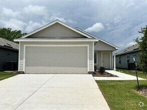 Building Photo - 1453 Erie Dr