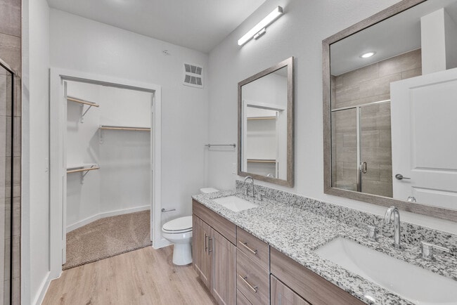 Interior Photo - Caliza Ridge