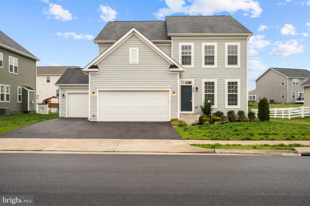 Primary Photo - 290 Norland Knoll Dr
