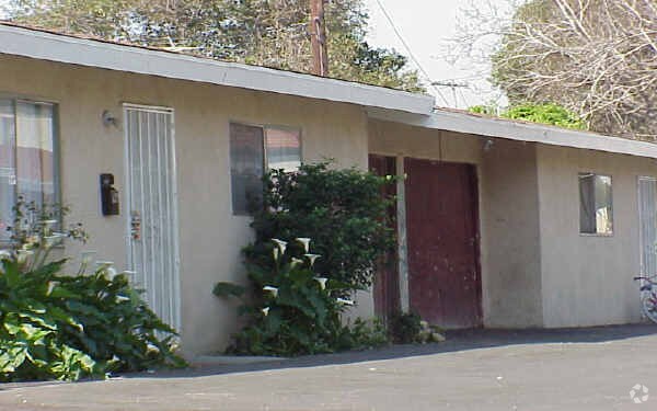 Primary Photo - 13006-13008 Monte Vista Ave
