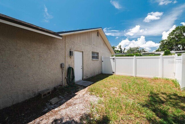Foto del edificio - 7504 N Sanibel Cir