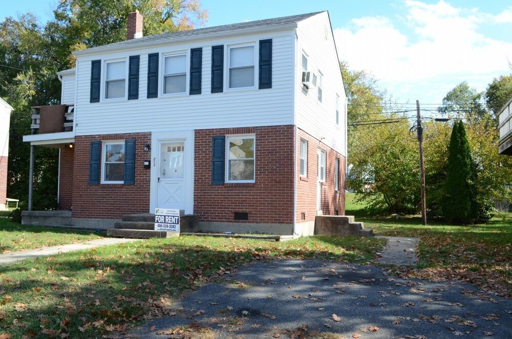 Foto principal - 213 Gray St