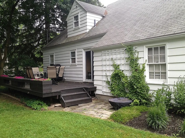 Building Photo - 129 Orvilton Dr