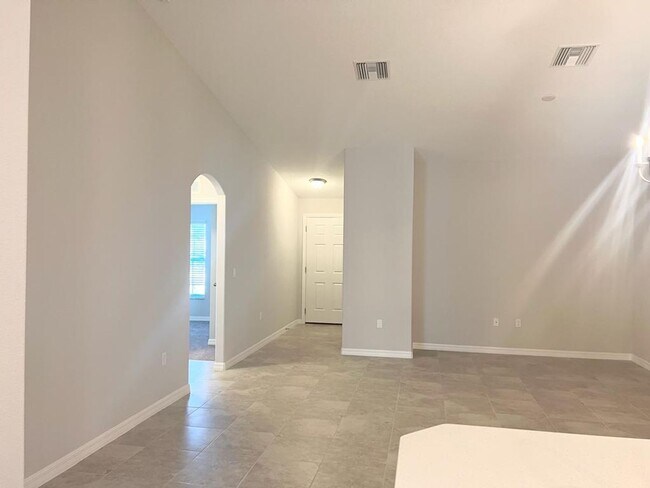 Foto del edificio - 36 Ryapple Ln