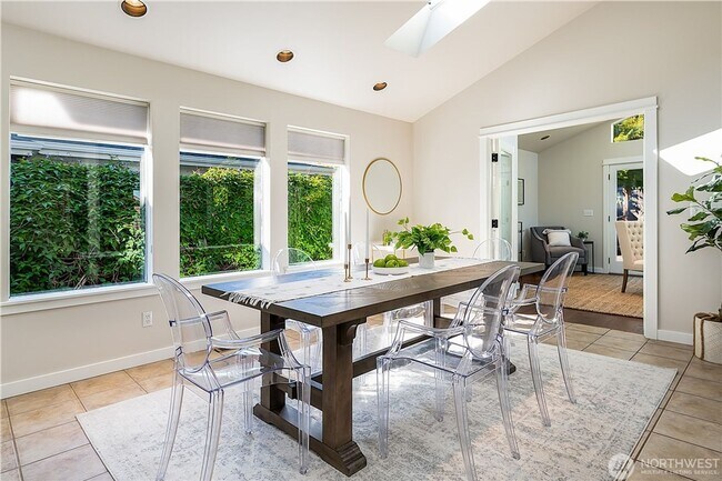 Foto del edificio - 4Bd/2Ba Bellevue House