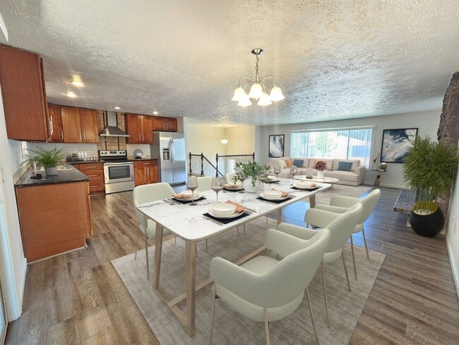 Building Photo - $2,700 – Spacious 4 Bed / 2 Bath Home in S...