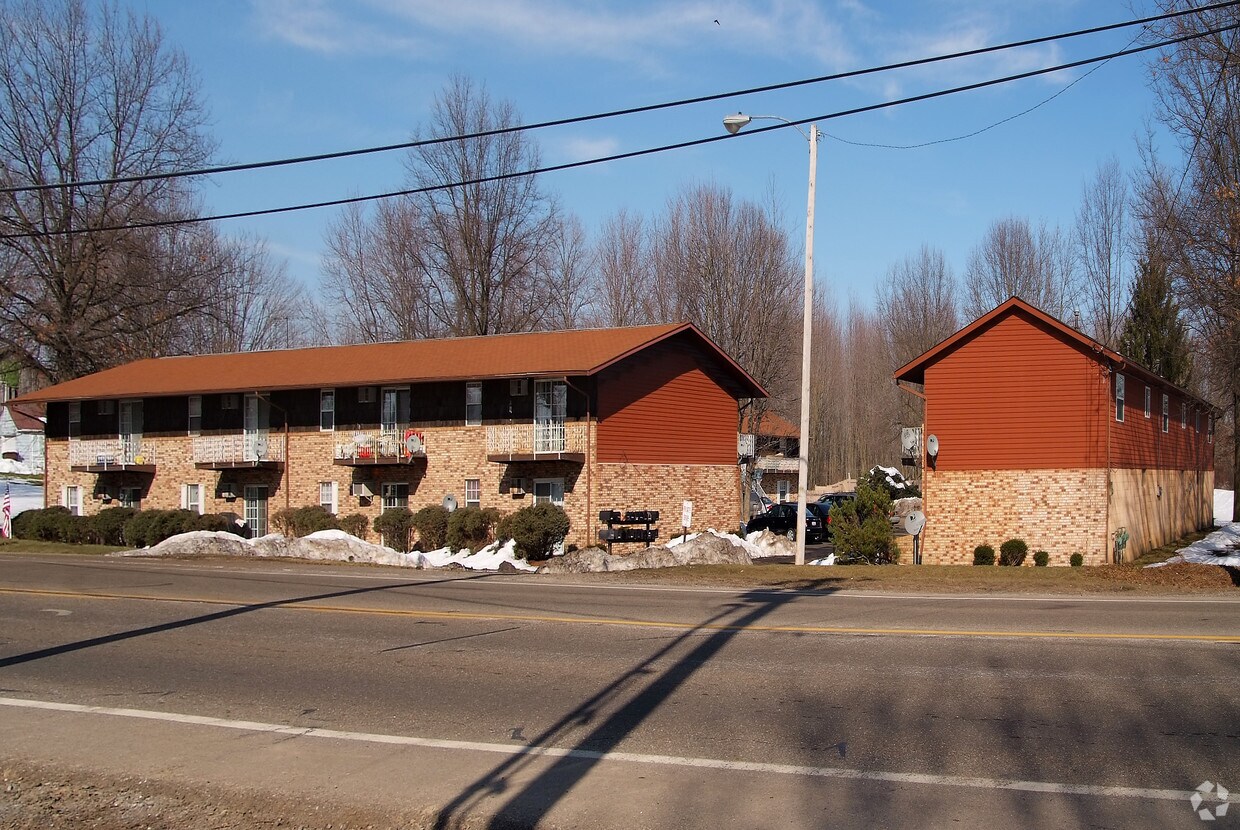Building Photo - 4943-4959 Massillon Rd