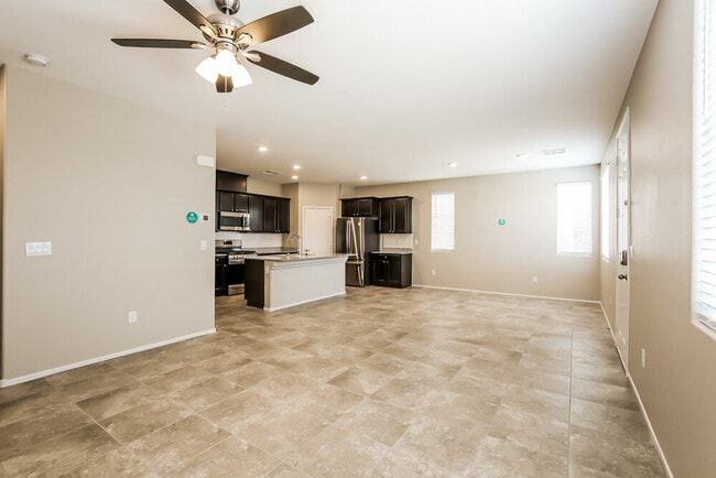 Foto del edificio - 4397 Fire Glow Ave