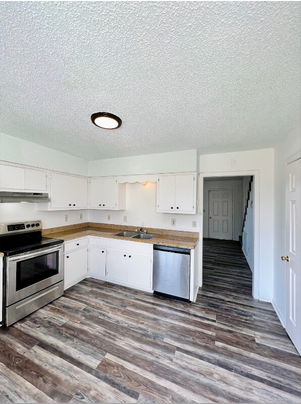 Foto del edificio - 2439 Paulawood Dr