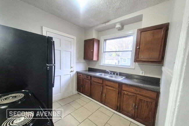 Building Photo - 2723 Filmore Ave