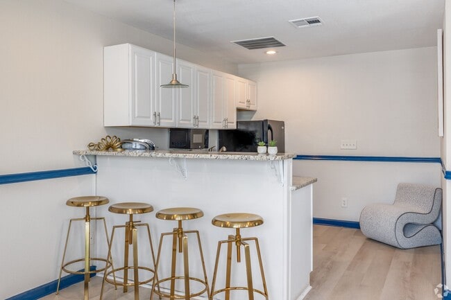 Foto del edificio - Falcon Point Apartments