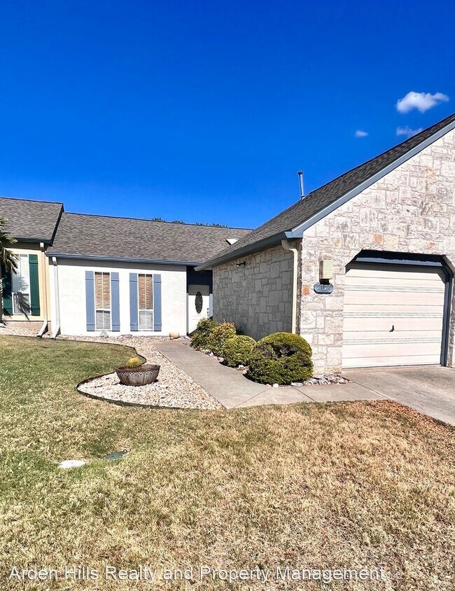 2 br, 2 bath House 2021 Balmoral Dr. House Rental in Kerrville, TX