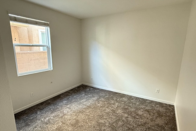 Building Photo - 4847 S Tangerine Way