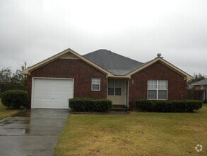 Building Photo - 133 Summerfield Cir