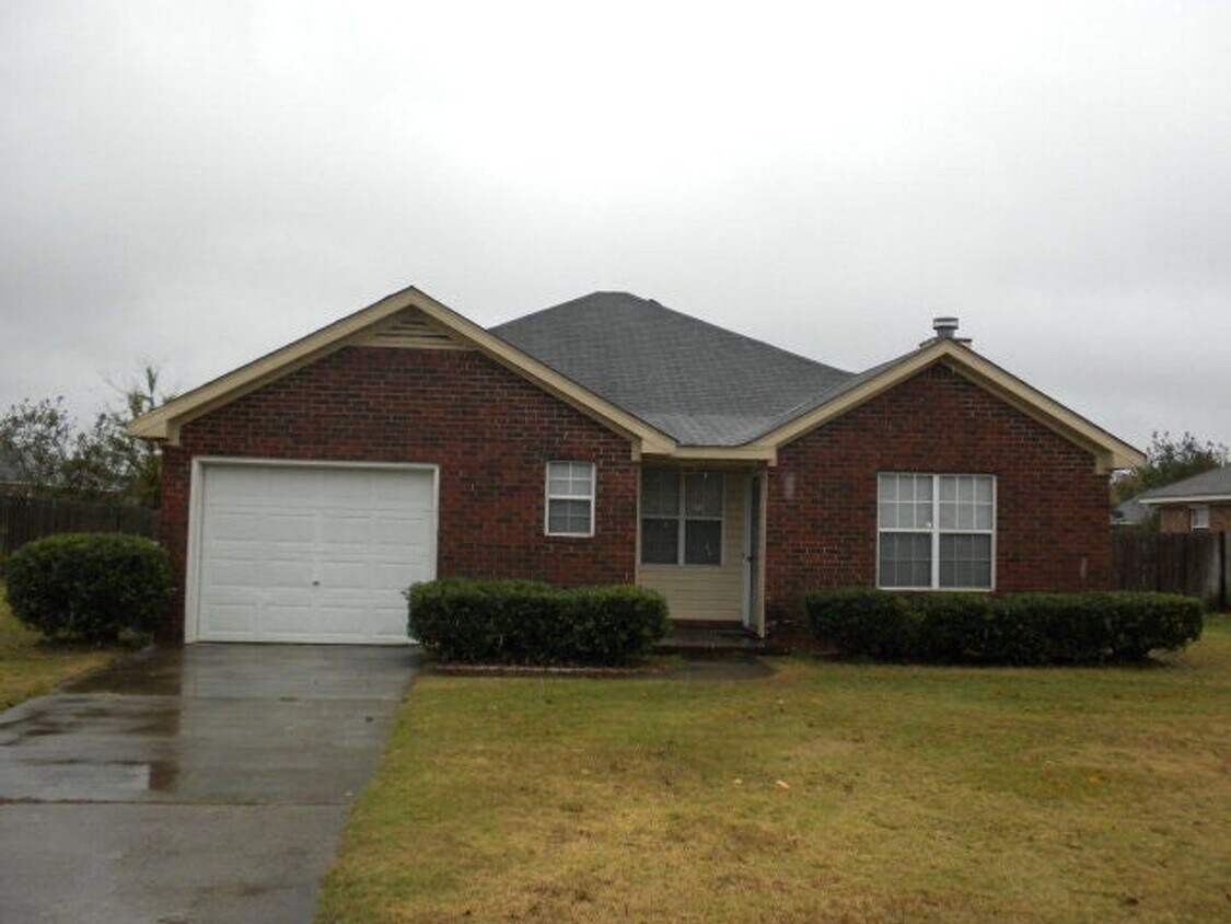 Primary Photo - Available NOW in Grovetown!