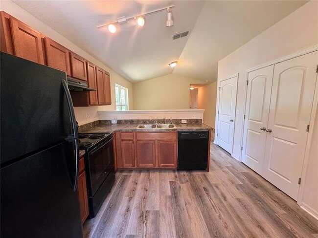 Building Photo - 3475 Sugarfoot Dr
