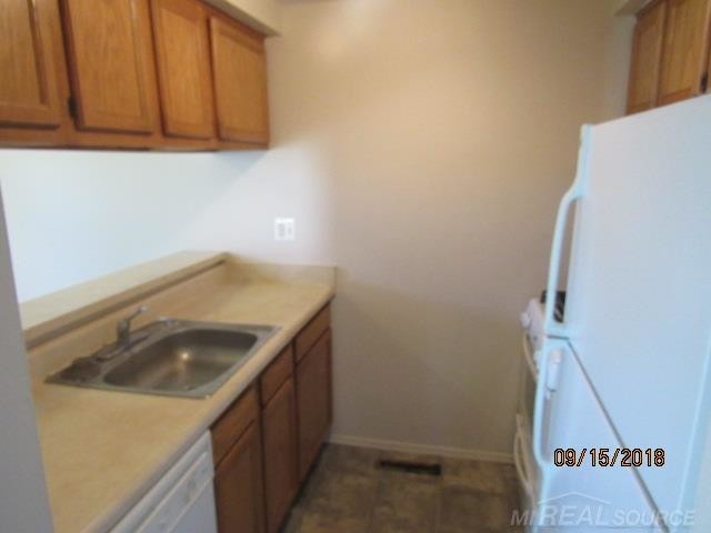 Building Photo - 35253 Turner Dr