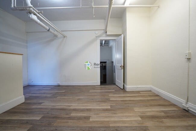 Building Photo - 1173 Boylston St