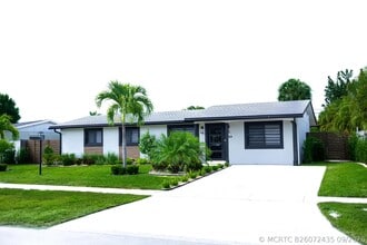 Building Photo - 3144 Capri Rd