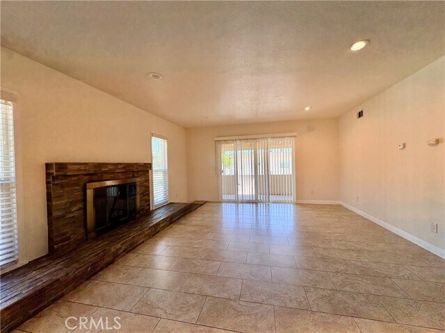Foto del edificio - 1641 N Towne Ave