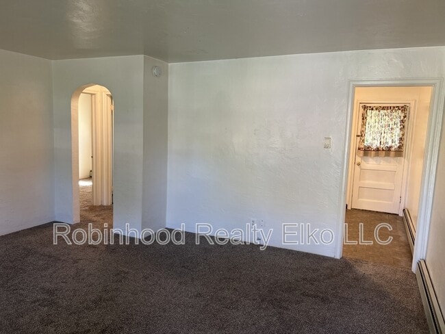 Building Photo - 1183 3rd St