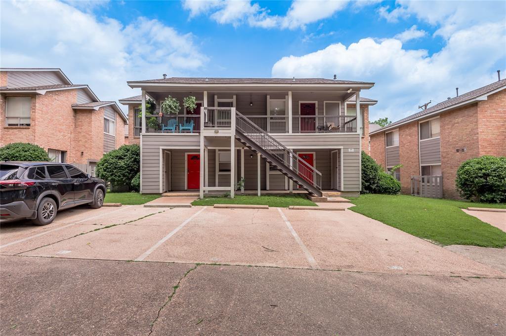 Foto principal - 2404 Sycamore Ave