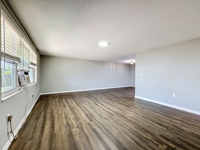 Foto del edificio - 702 21st Ave W