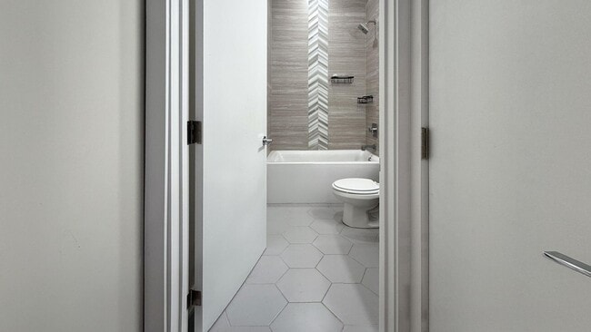 Foto del edificio - 701 N 40th St