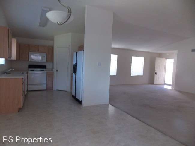 Building Photo - 6127 Murcia Ave NW