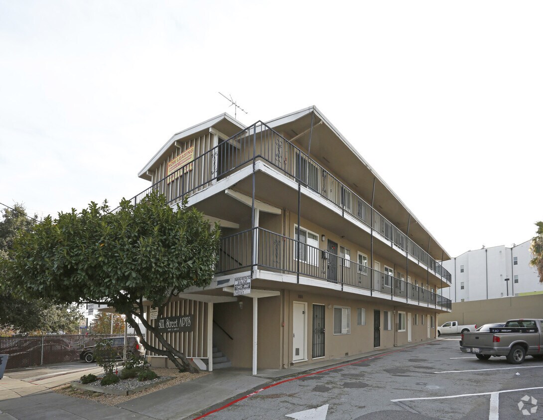 Foto principal - Sixth St. Apartments