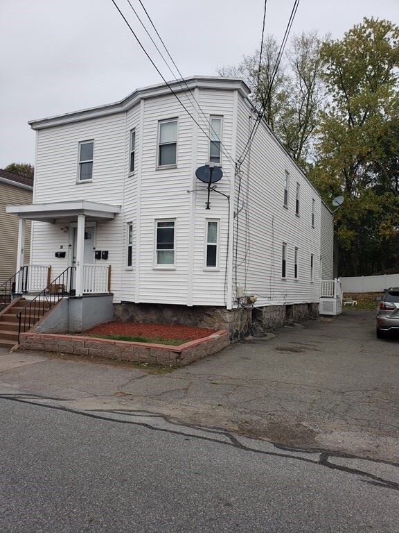 40 Harding Terrace Unit 2, Dedham, MA 02026 Apartment for Rent in Dedham, MA