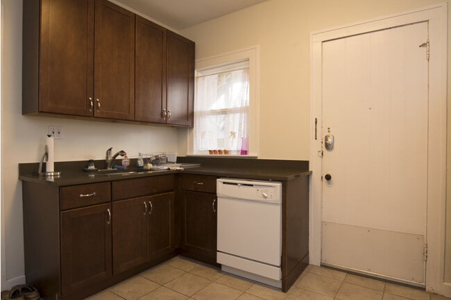 Foto del edificio - 1024 Foster St