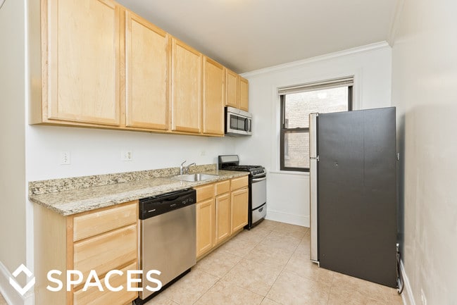 Building Photo - 2127 Ridge Ave