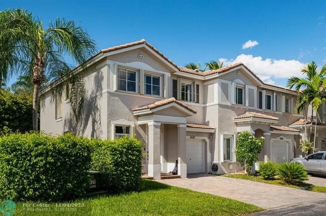 Building Photo - 5620 NW 113th Pl