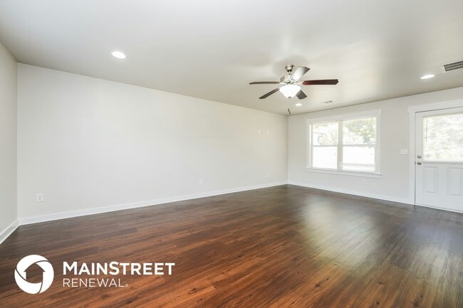 Building Photo - 320 Eagles Pkwy