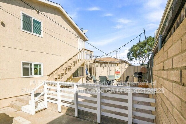 Foto del edificio - 1413 Felspar St