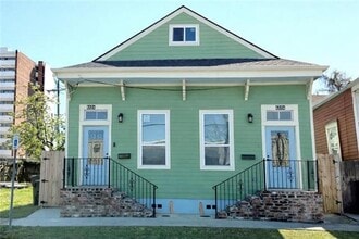 Building Photo - 4606 Clara St