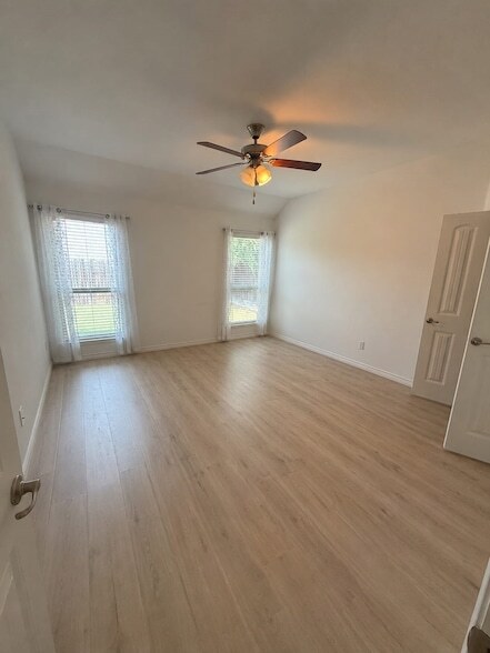 Building Photo - 10020 Levelland Pl
